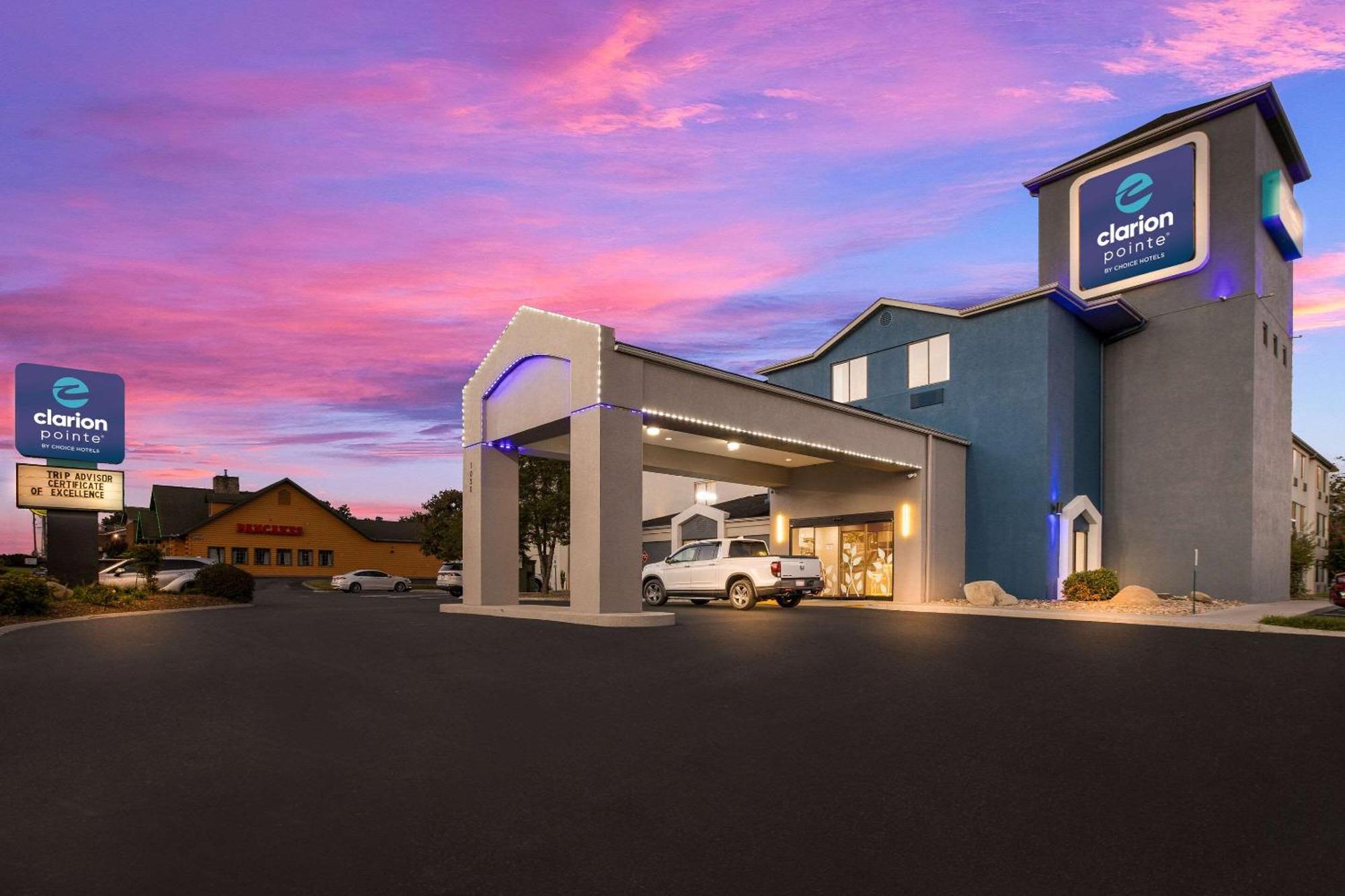 Clarion Pointe Sevierville-Pigeon Forge Exteriér fotografie